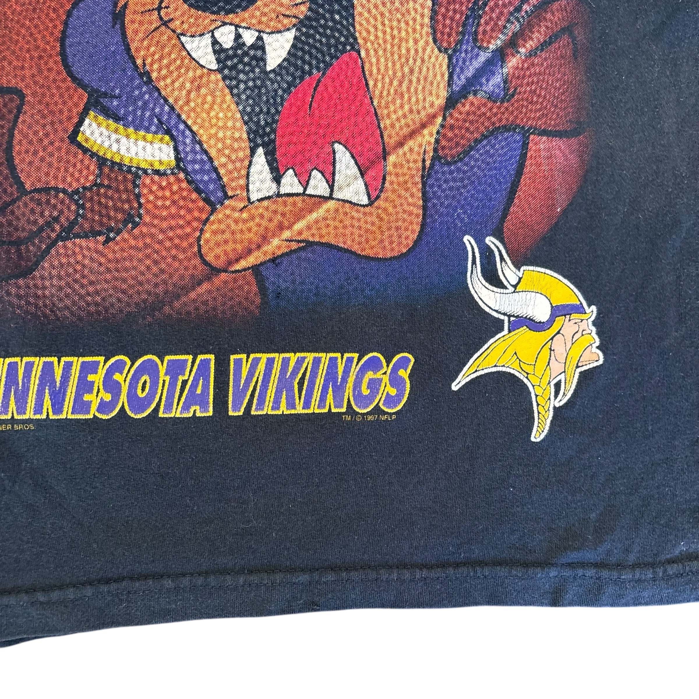 Vintage Vikings x Looney tee (6-8)